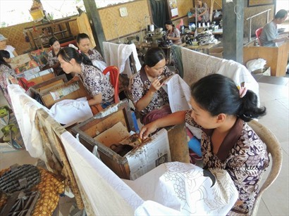 蠟染編織技術 Batik & Weaving