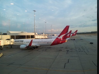 三架Qantas飛機泊在一起,好宏呀!
