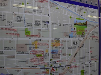 宮の沢車站內可見仔細地圖