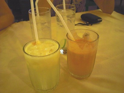 青檸水、混合果汁、菠蘿汁