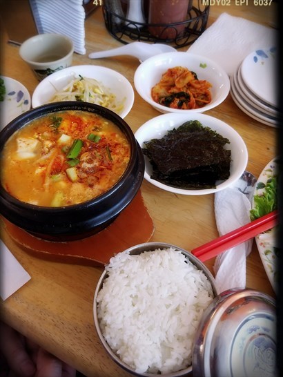 Beef Korean Tofu Hot Pot (USD 14.15)