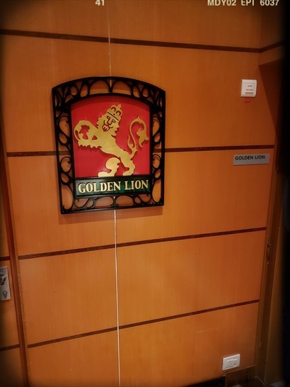 Golden Lion Pub