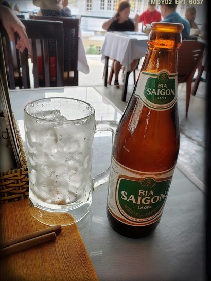 越南啤跟冰上（VND 25,000；約HK$ 8.2）
