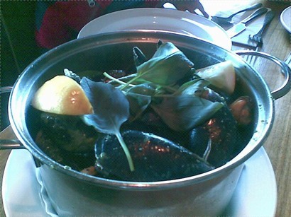 Mussels kilo pots (GBP 12.50)